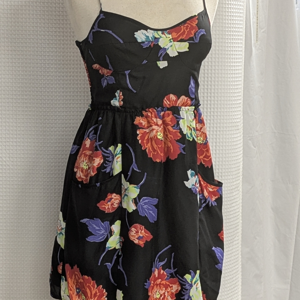 American Eagle Outfitters Orange and Pink Mini Sundress. M